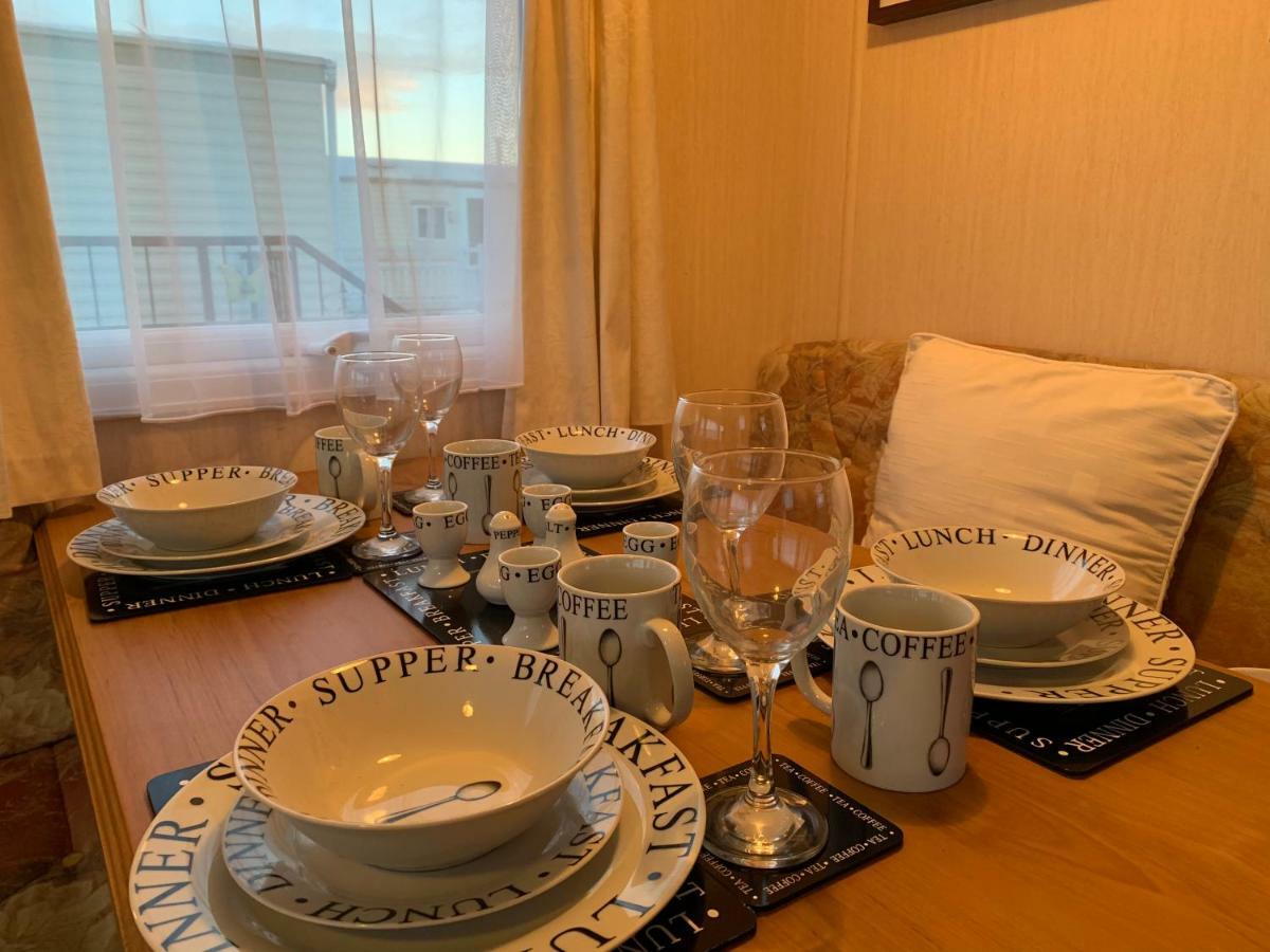 Chapel Caravans S191 Hotel Chapel Saint Leonards Esterno foto