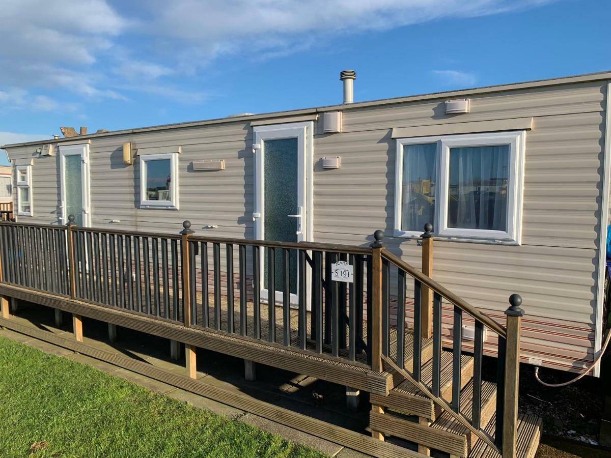 Chapel Caravans S191 Hotel Chapel Saint Leonards Esterno foto