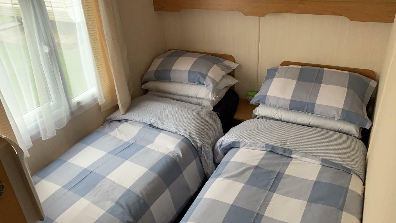 Chapel Caravans S191 Hotel Chapel Saint Leonards Esterno foto